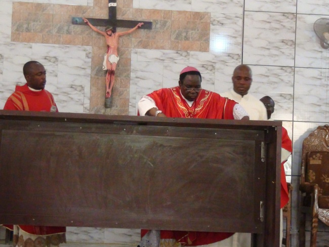 Bishop Kukah dedicates St. Edward church, declares Parish