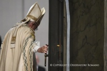 Closing Holy Year, Francis Says Even If Holy Door Has Closed, Christ’s Heart Remains Open