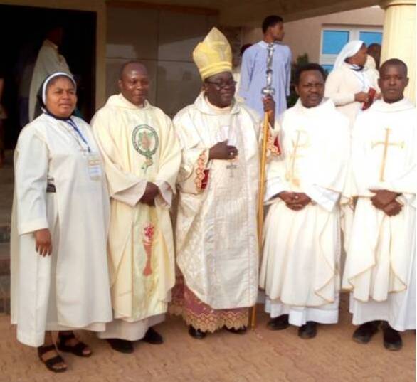 L-R Rev. Sr Sylvaline Obiezughara, OP (National HCA Cordinator), Rev. Fr. Tobias Osigwe (National PMU Coordinator), Most Rev Dr. Matthew Hassan Kukah (Catholic Bishop of Sokoto Diocese) , Rev Fr. George Olusegun Ajana (National PMS Director) and Rev Fr Stephen Dumbiri (National Coordinator SPA)