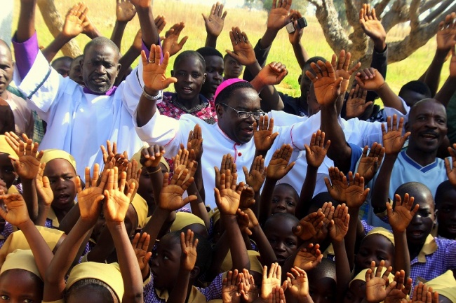 Bishop Kukah confirms 213, commissions 64 lectors.